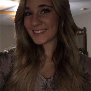 Meet your Posher, Lyndsey